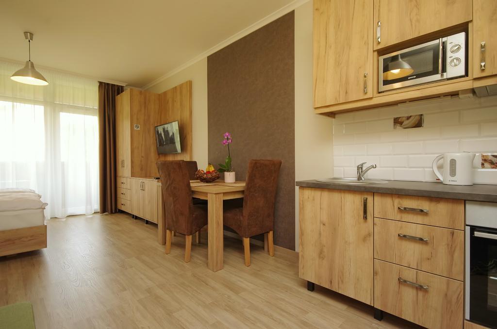 Almasy Apartmanhaz Gyula Εξωτερικό φωτογραφία